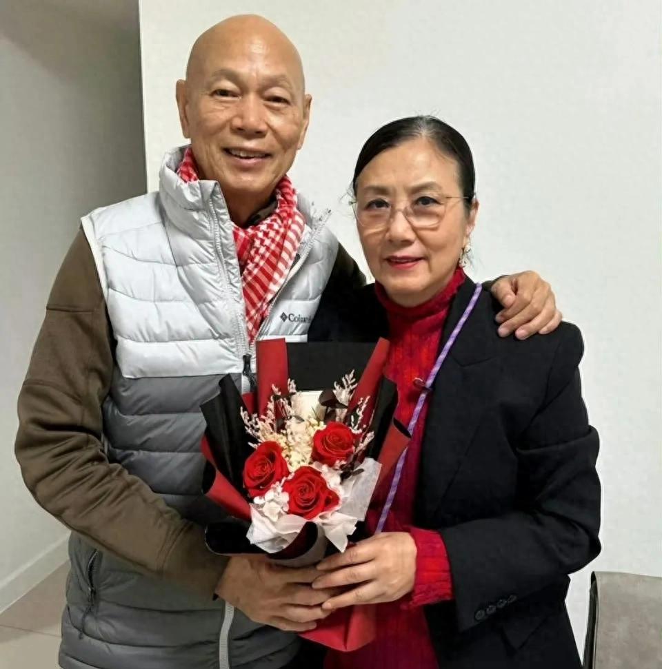羅家英患癌放棄化療 妻子汪明荃回應